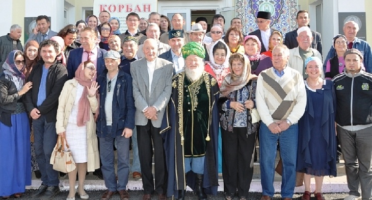 Верховный муфтий встретился с актерами национальных театров Башкортостана и Татарстана